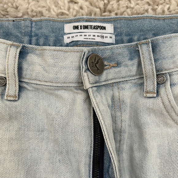 One x One Teaspoon Brando 2020 Denim Mini Skirt, Size 30 - Picture 11 of 14
